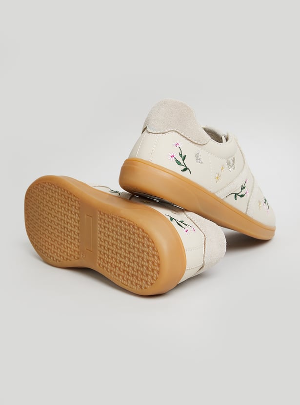 GINGER Embroidered Sneakers