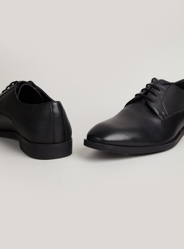 CODE Textured Lace-Up Shoes
