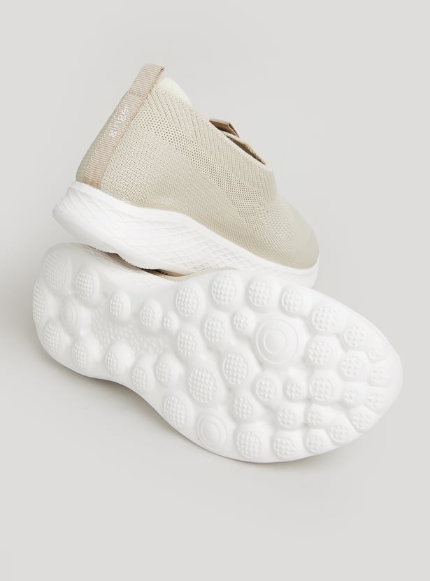 GINGER Mesh Slip-On Sneakers