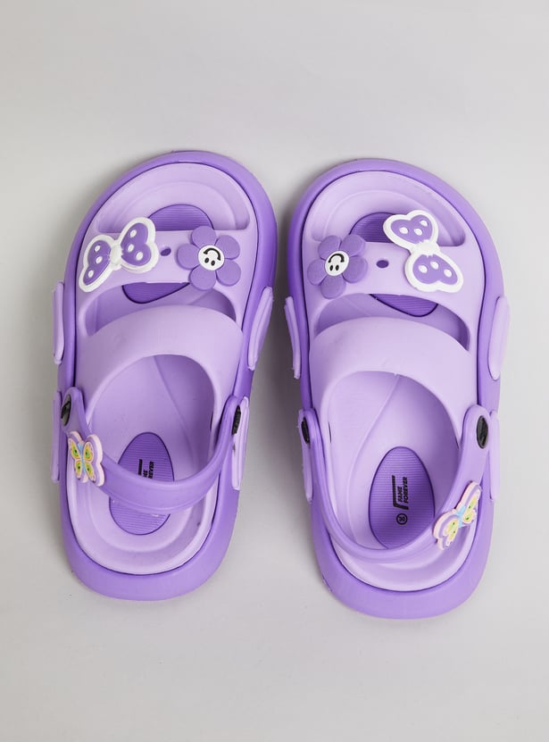 FAME FOREVER Girls Appliqued Sandals