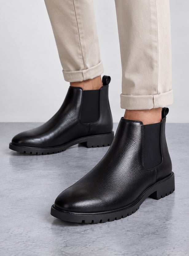 CODE Solid Chelsea Boots