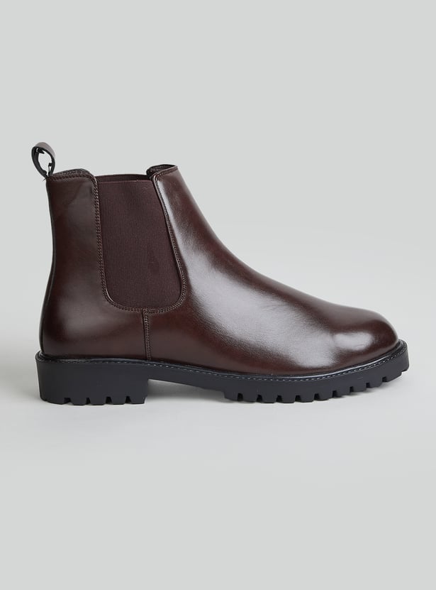 CODE Solid Chelsea Boots