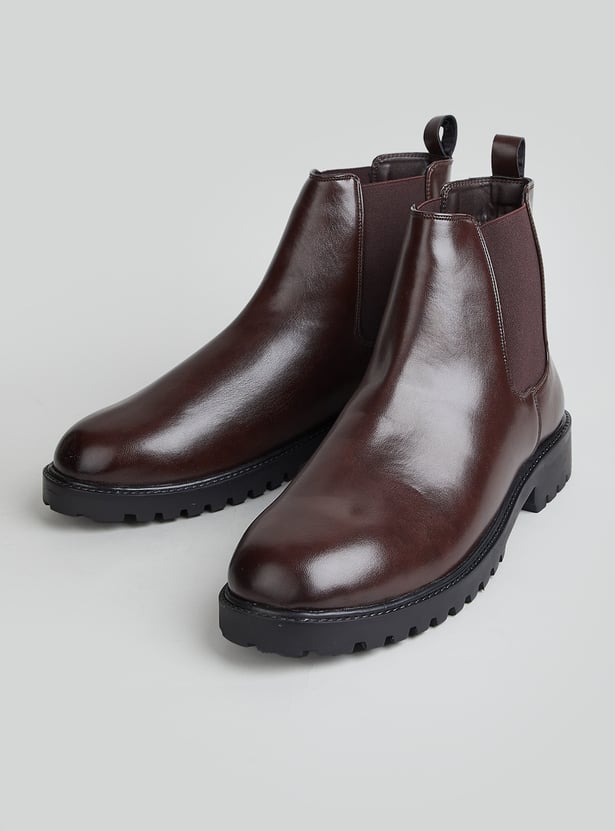 CODE Solid Chelsea Boots