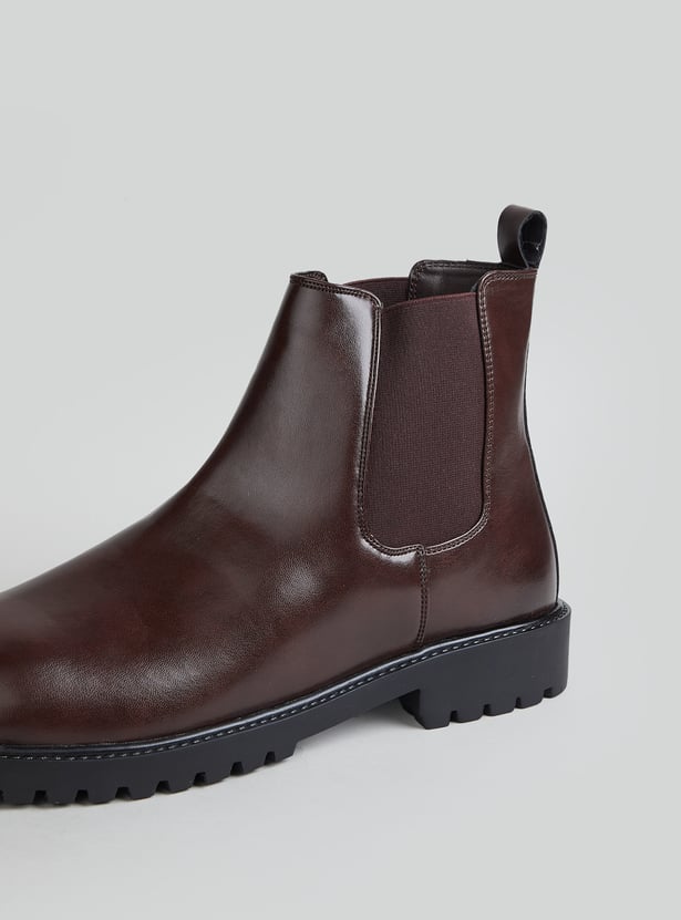 CODE Solid Chelsea Boots