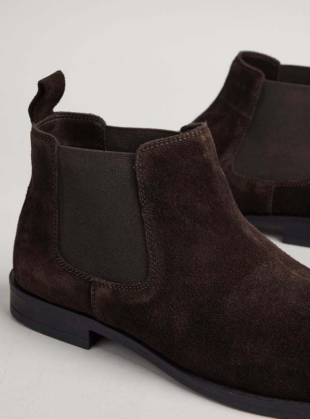 CODE Solid Chelsea Boots