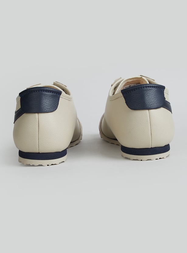 GINGER Contrast Striped Lace-Up Sneakers