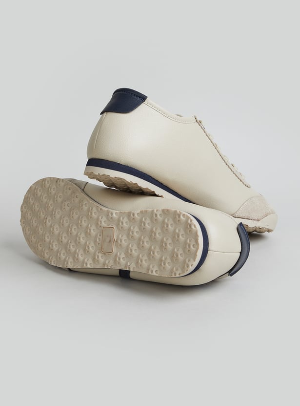 GINGER Contrast Striped Lace-Up Sneakers