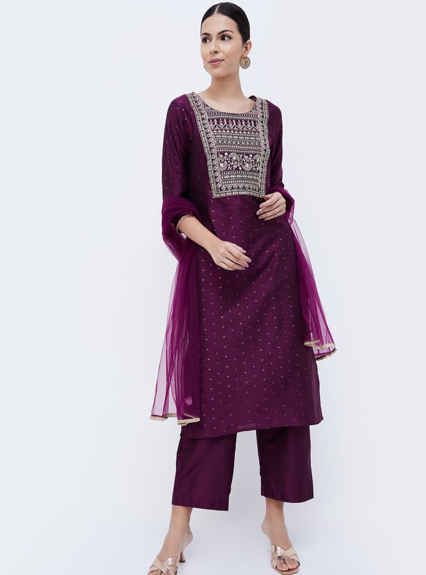 MELANGE Women Yoke Embroidered Straight Kurta Set