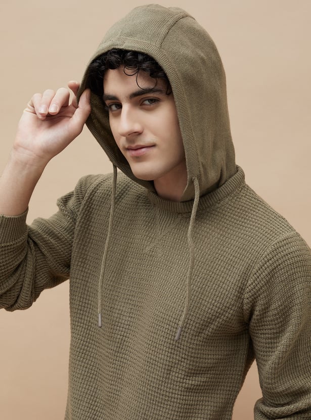 FAME FOREVER Textured Hooded Sweater