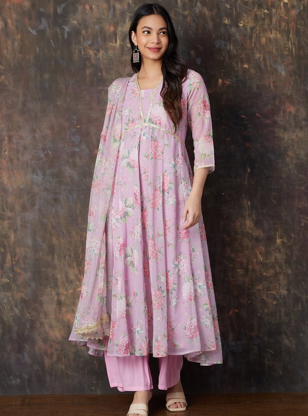 RFSS1349 - Floral Print Kurta With Beautiful Neckline In Mauve . Comes With Pants And Dupatta