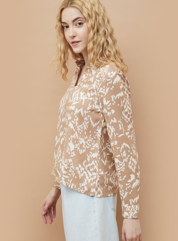 FAME FOREVER Printed Collared Top