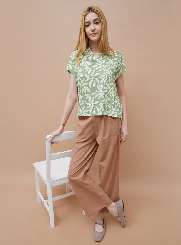 FAME FOREVER Floral Print Top