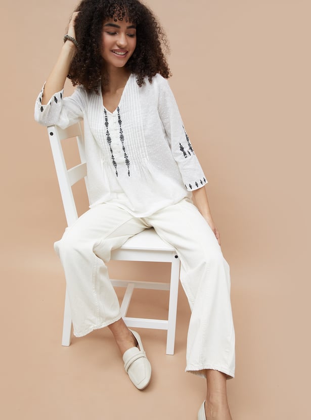 FAME FOREVER Embroidered Top