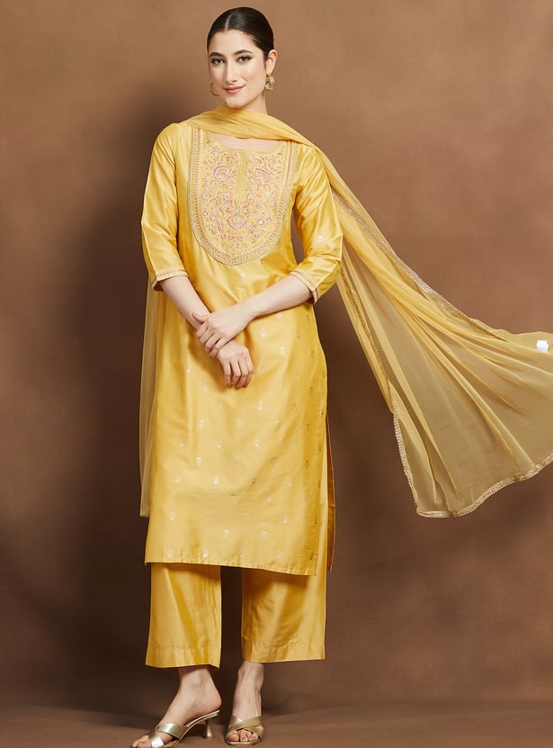 Yellow Silk Blend Solid Embroidered Straight Kurta MKU1486