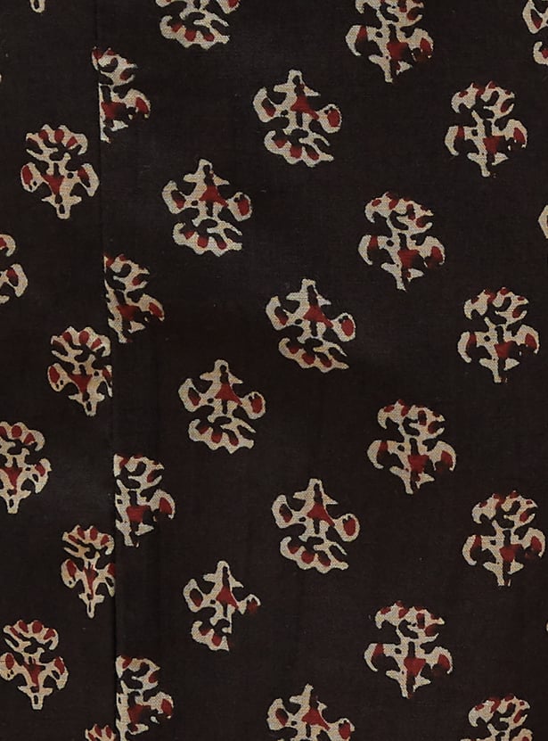 White Ethnic Motif Printed Rayon Kurta With Straight Hemline