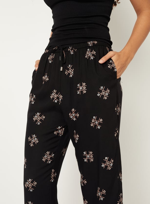 Women Printed Capris - Pack of 2