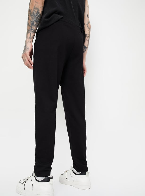 Men Solid Slim Fit Track Pants