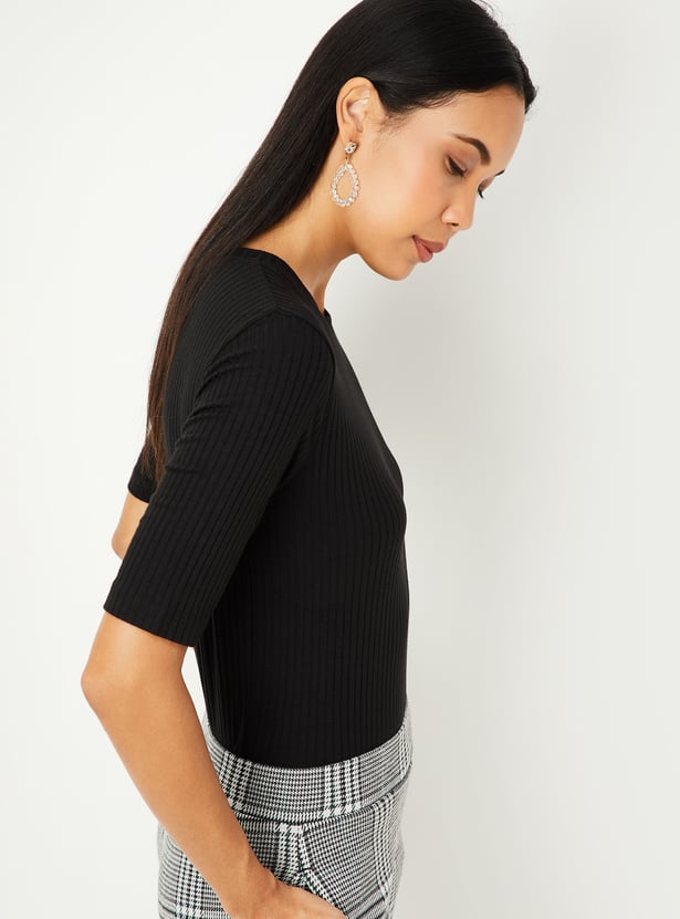 Women Solid Knitted Top