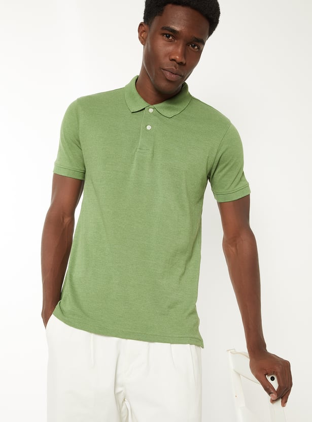 Men Solid Slim Fit Polo T-shirt