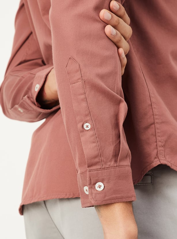 Men Regular Fit Solid Casual Shirt