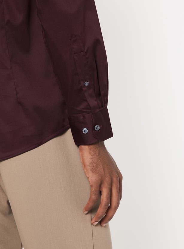 Men Slim Fit Solid Sateen Formal Shirt