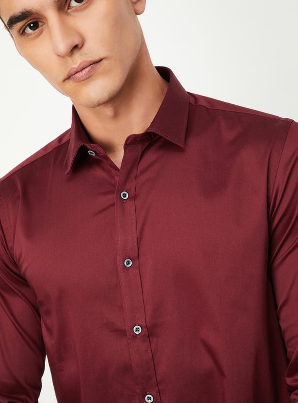 Men Slim Fit Solid Formal Shirt