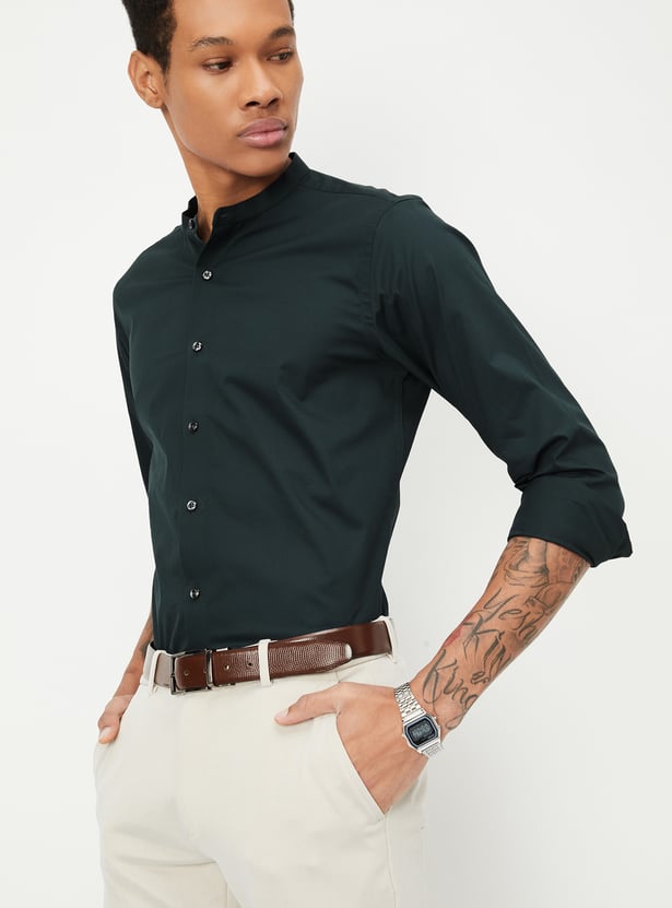 Men Slim Fit Solid Formal Shirt