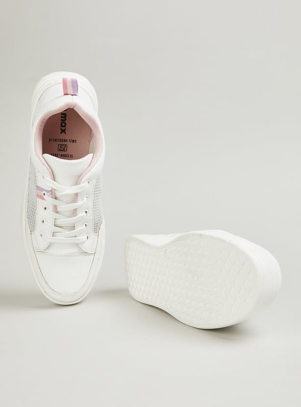 Women Mesh-Panelled Detail Knit Sneakers