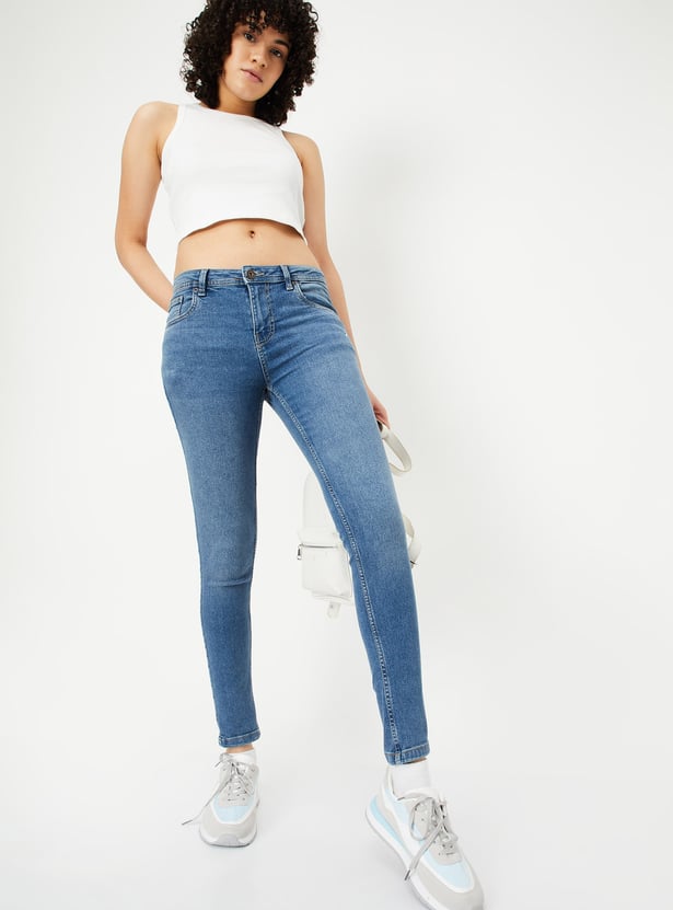 Women Skinny Fit Push-Up Jeans