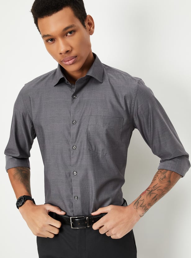 Men Slim Fit Checked Formal Shirt