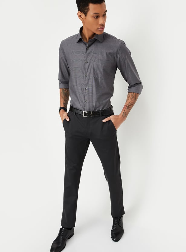 Men Slim Fit Checked Formal Shirt