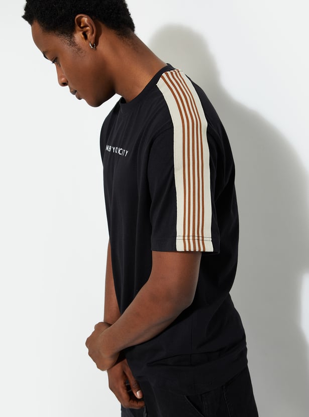 Buy URB_N Men Regular Fit Solid T-shirt Online at just Rs. 399.0