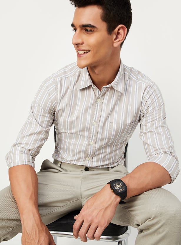 Men Striped Slim Fit Smart Casual Shirt