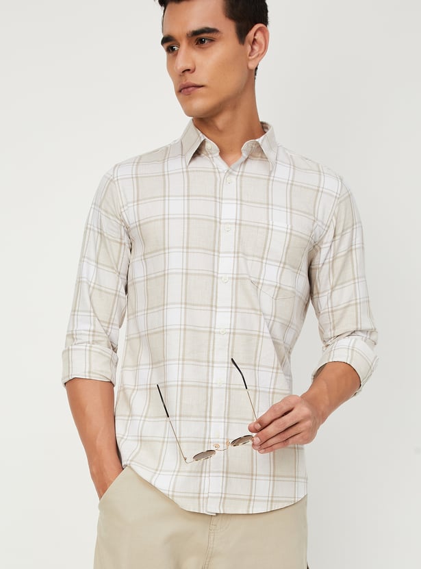 Men Slim Fit Checked Casual Shirt