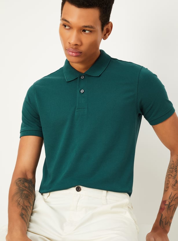 Buy Men Slim Fit Solid Polo T Shirt Online At Just Rs 3990 1000013931758 Max Fashion 6268