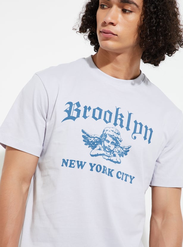 URB_N Men Typography Chest Print T-shirt