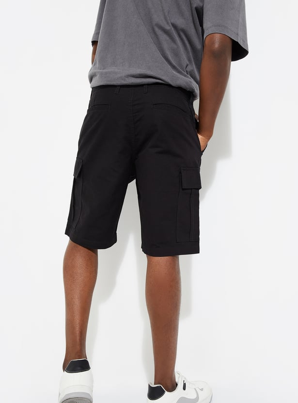 URB_N Men Checked Cargo Shorts