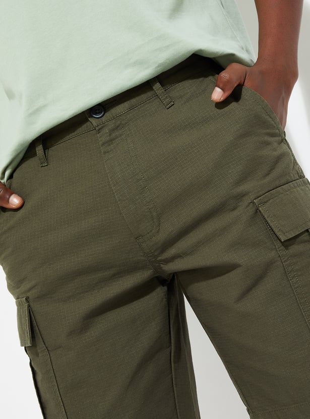 URB_N Men Checked Cargo Shorts