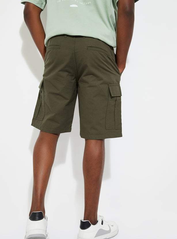 URB_N Men Checked Cargo Shorts