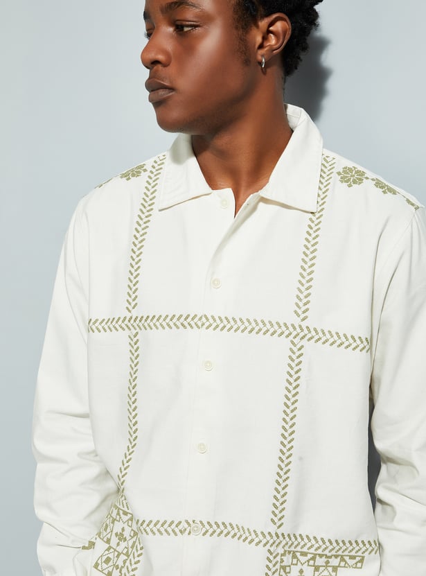 URB_N Men Relaxed Fit Embroidered Shirt