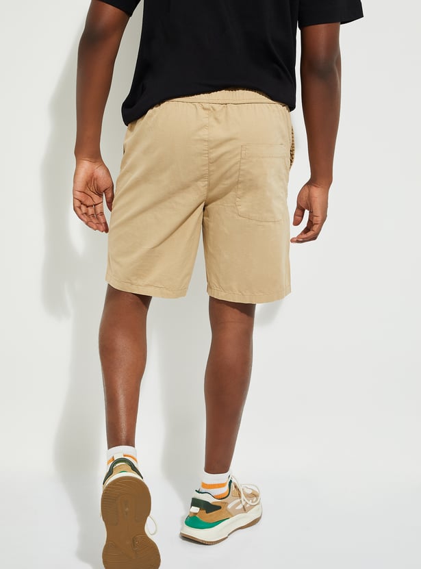 URB_N Men Slim Fit Solid Shorts