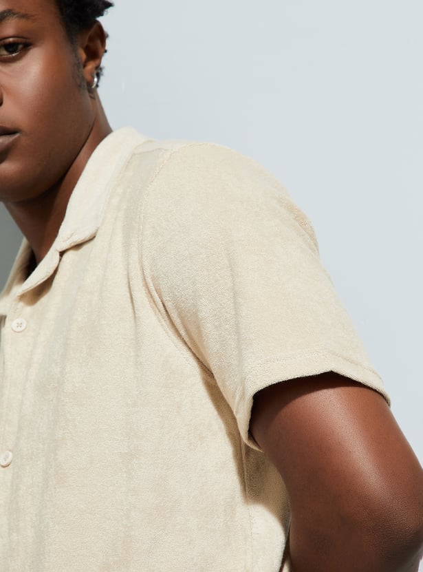 URB_N Men Textured Resort Collar Lounge Shirt