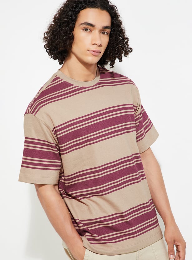 URB_N Men Striped Oversized T-shirt