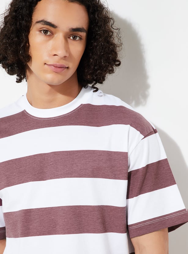 t*p様 STRIPES FOR CREATIVE SS25 oversizeポ Typography Printed Oversized T-Shirt - Trenz by Shiv Naresh