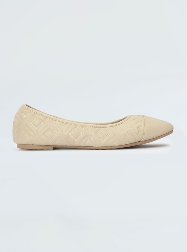 Womens Quilted Ballerinas