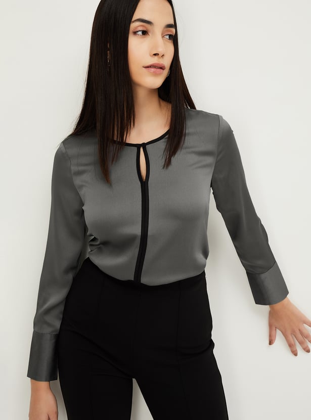 Women Contrast Piping Top