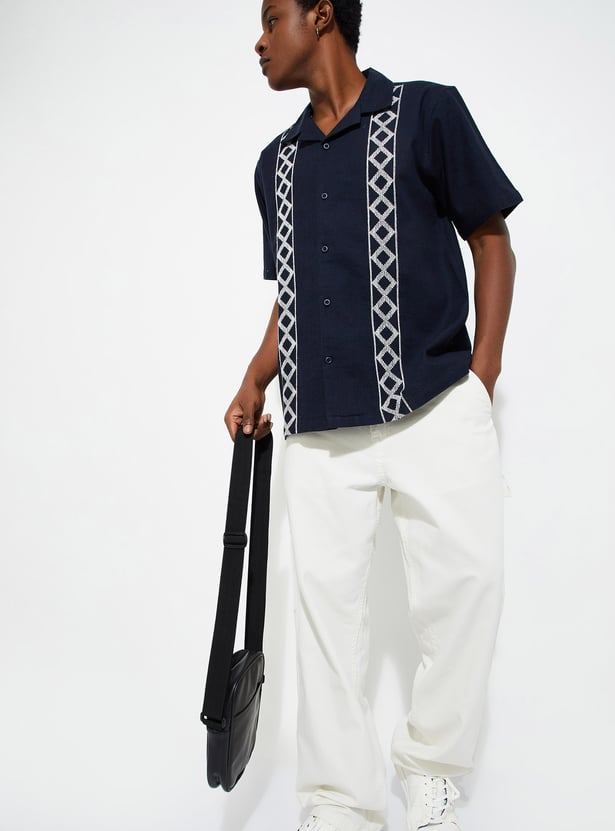 URB_N Men Relaxed Fit Embroidered Resort Shirt