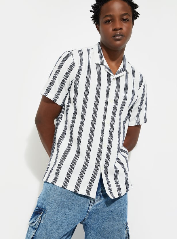 URB_N Men Regular Fit Striped Resort Shirt