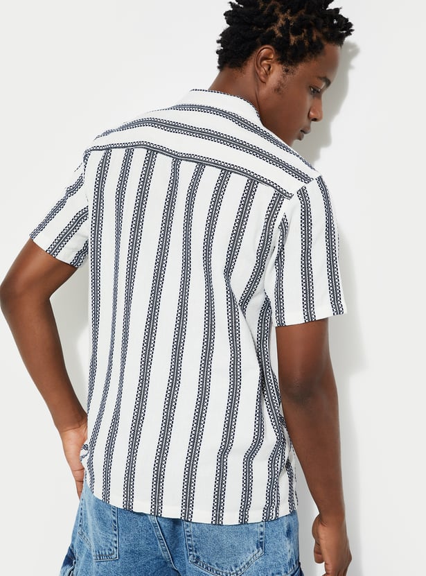 URB_N Men Regular Fit Striped Resort Shirt