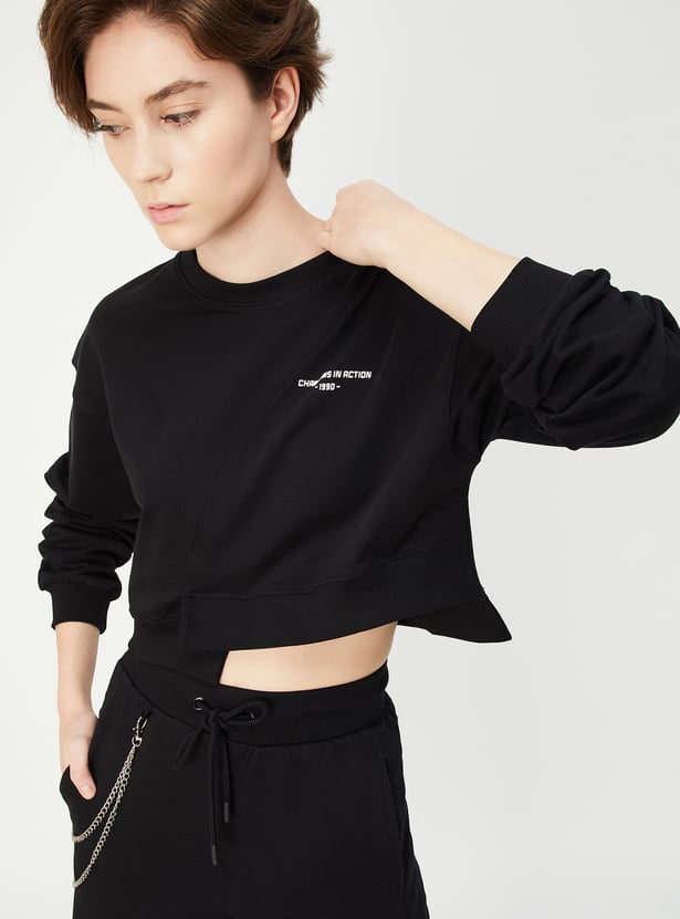 Women Solid Cropped Sweatshirt